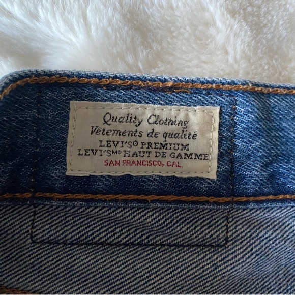 Levi’s Jean Skirt - Picture 4 of 6